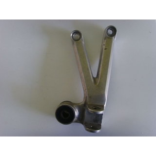 Soporte reposapies trasero Yamaha R6 - Imagen 1